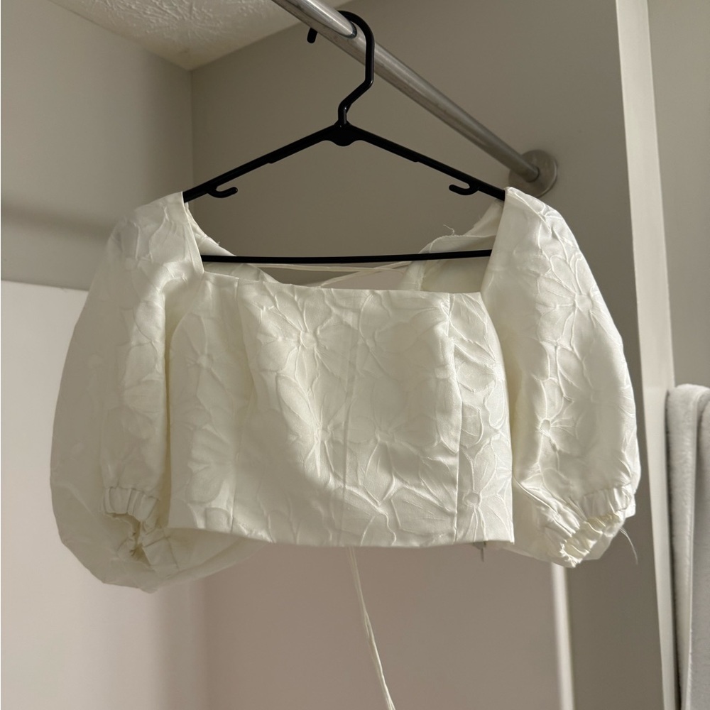 Elegant White Puff Sleeve Top set